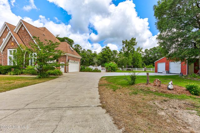 450 Berry Lane SW, Supply, NC 28462