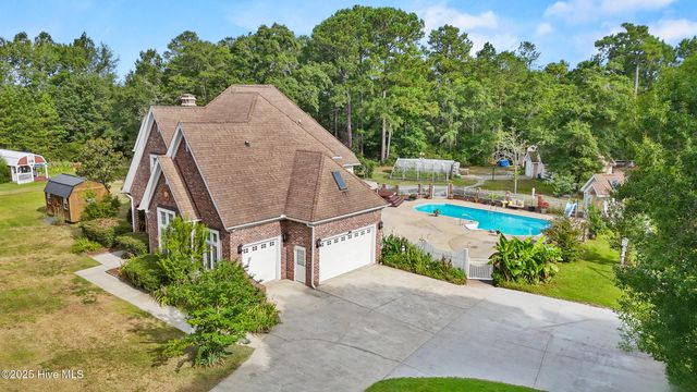 450 Berry Lane SW, Supply, NC 28462