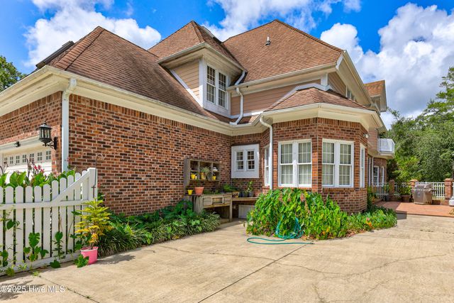 450 Berry Lane SW, Supply, NC 28462