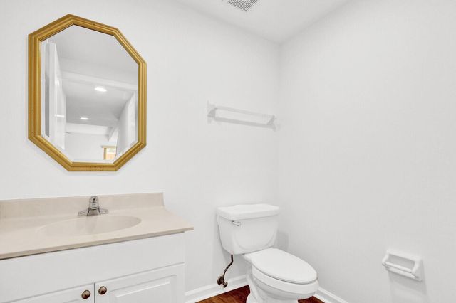 52 Uno Lago Drive, Juno Beach, FL 33408