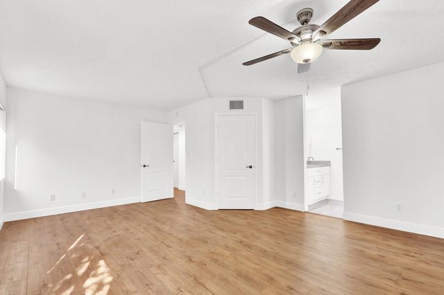 52 Uno Lago Drive, Juno Beach, FL 33408