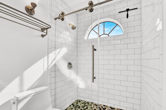 52 Uno Lago Drive, Juno Beach, FL 33408