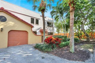 52 Uno Lago Drive, Juno Beach, FL 33408