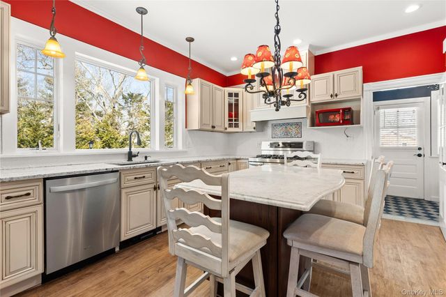 3475 Oaklawn Avenue, Southold, NY 11971