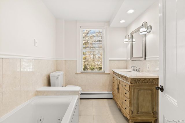 3475 Oaklawn Avenue, Southold, NY 11971