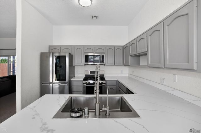 13102 E 41 St, Yuma, AZ 85367