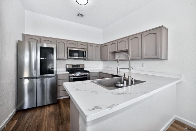 13102 E 41 St, Yuma, AZ 85367