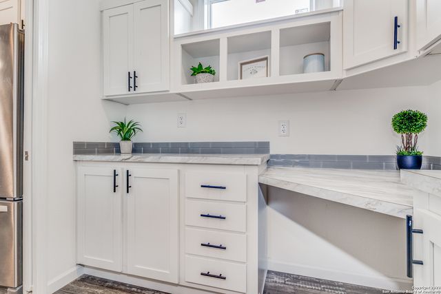 569 PR 1520, Bandera, TX 78003