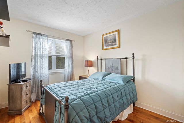 7-14 160th Street, Whitestone, NY 11357