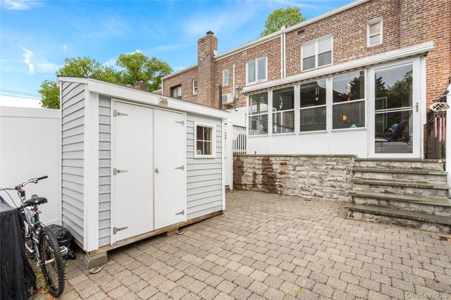 7-14 160th Street, Whitestone, NY 11357