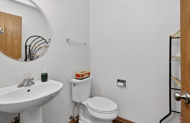 342 Ogden Falls Boulevard, Oswego, IL 60543