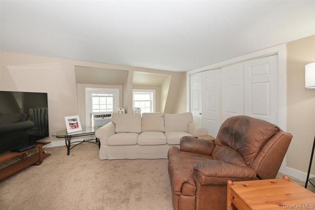 6 CALLAHAN Road, Fort Salonga, NY 11768