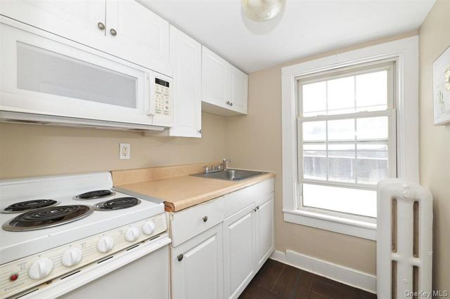 6 CALLAHAN Road, Fort Salonga, NY 11768