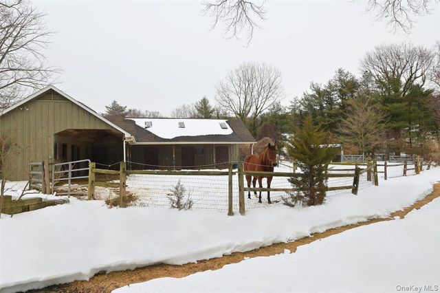 6 CALLAHAN Road, Fort Salonga, NY 11768