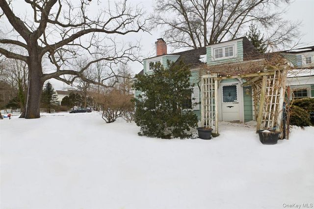 6 CALLAHAN Road, Fort Salonga, NY 11768