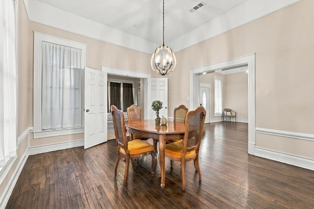 806 W Gandy Street, Denison, TX 75020