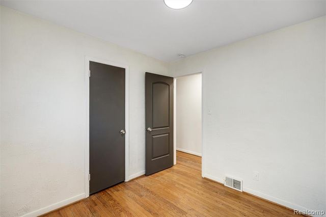 23754 Lambrecht Avenue, Eastpointe, MI 48021