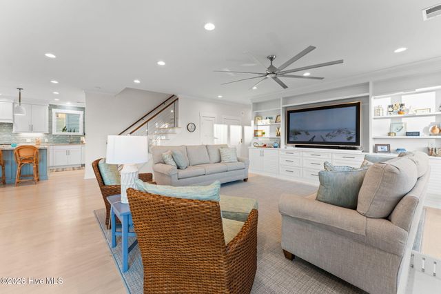 108 Strawflower Drive, Holden Beach, NC 28462