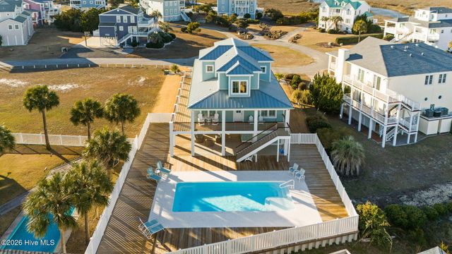 108 Strawflower Drive, Holden Beach, NC 28462