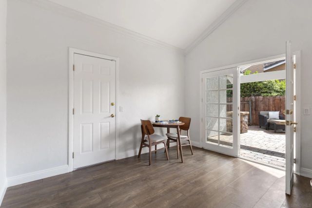 761 Rocking Horse Rd, Vista, CA 92081