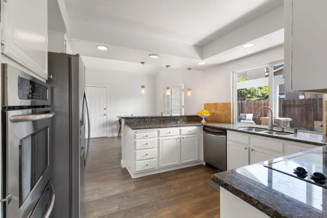 761 Rocking Horse Rd, Vista, CA 92081