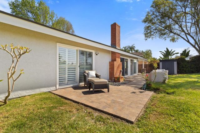 761 Rocking Horse Rd, Vista, CA 92081