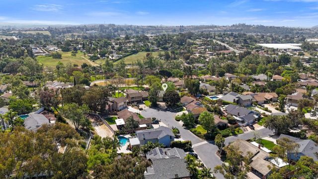 761 Rocking Horse Rd, Vista, CA 92081