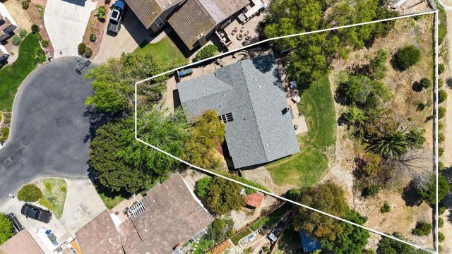 761 Rocking Horse Rd, Vista, CA 92081