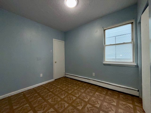 132 Locust Street 4, Waterbury, CT 06704