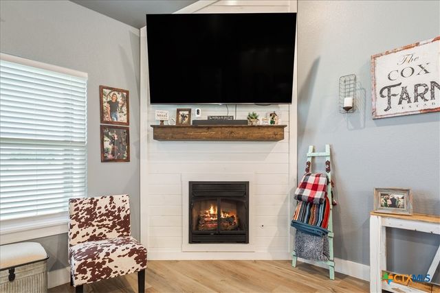 639 County Road 101, Rogers, TX 76569