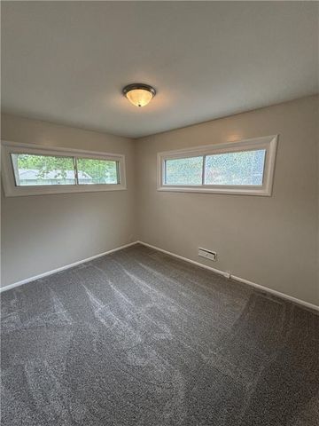 10710 Newton Avenue, Kansas City, MO 64134