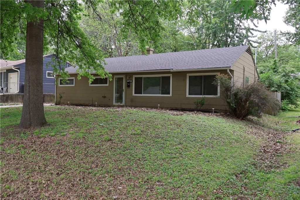 10710 Newton Avenue, Kansas City, MO 64134