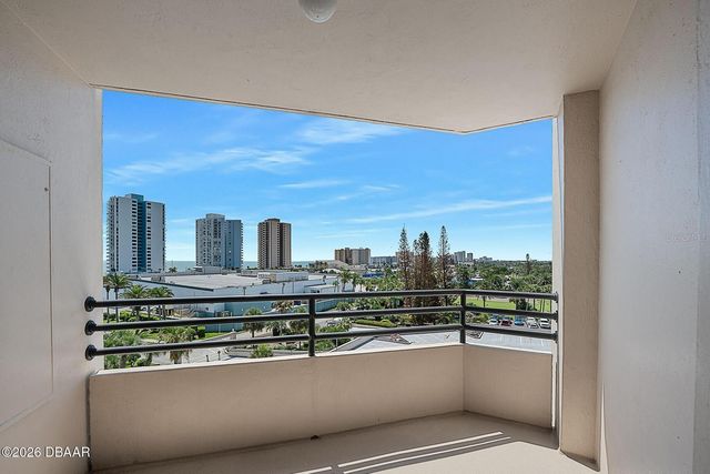 1 OCEANS WEST BOULEVARD 5A5, Daytona Beach, FL 32118