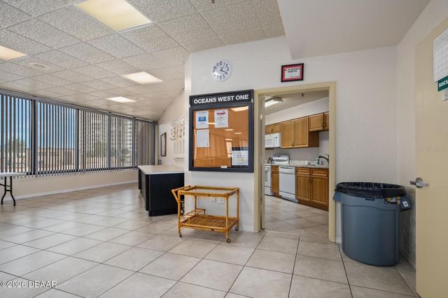 1 OCEANS WEST BOULEVARD 5A5, Daytona Beach, FL 32118