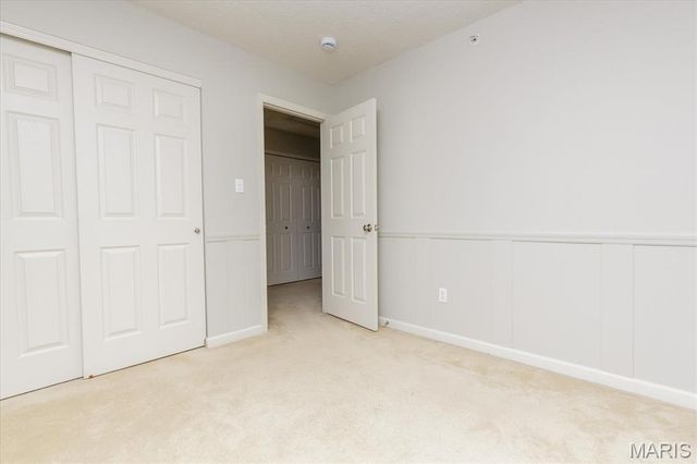 3233 S Civic Green Way, St Charles, MO 63301