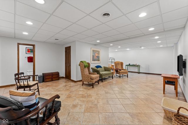 721 N 675 W, Columbus, IN 47201