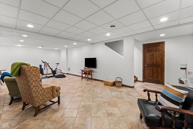 721 N 675 W, Columbus, IN 47201