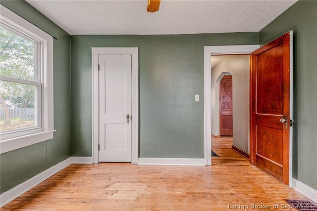 516 E 7th Street, Seymour, IN 47274