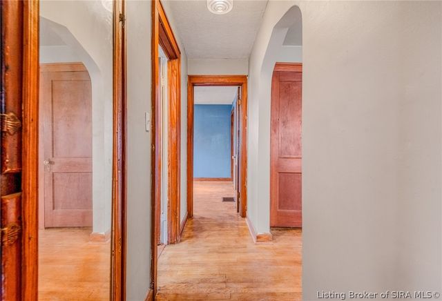 516 E 7th Street, Seymour, IN 47274