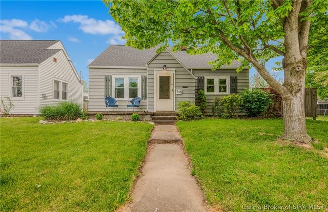 516 E 7th Street, Seymour, IN 47274