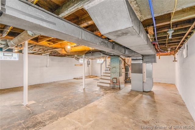 516 E 7th Street, Seymour, IN 47274