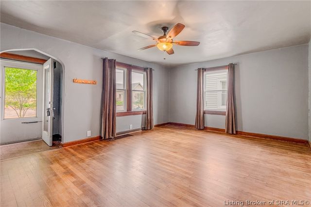 516 E 7th Street, Seymour, IN 47274