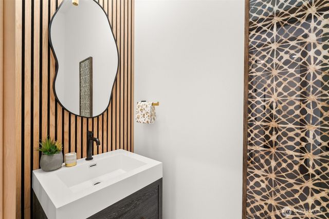 115 Alta Lane, Packwood, WA 98361