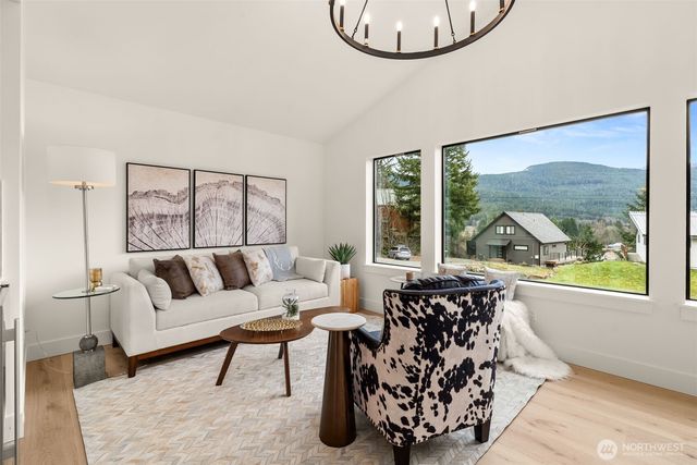 115 Alta Lane, Packwood, WA 98361