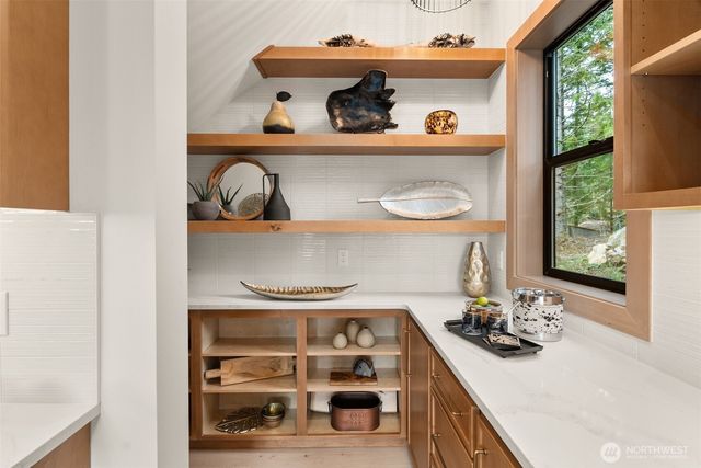 115 Alta Lane, Packwood, WA 98361