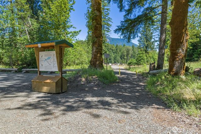 115 Alta Lane, Packwood, WA 98361