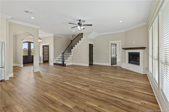 5831 South 40 Court, Iowa, LA 70647