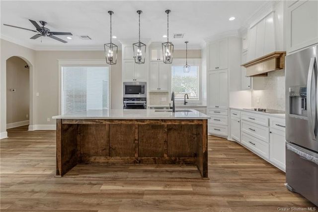 5831 South 40 Court, Iowa, LA 70647