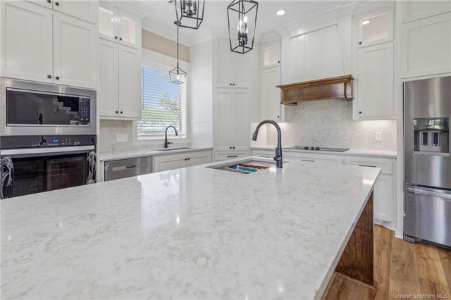 5831 South 40 Court, Iowa, LA 70647