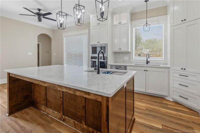 5831 South 40 Court, Iowa, LA 70647